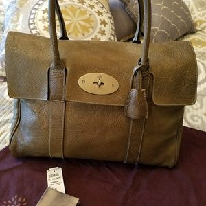 SOLD on EB 💝 Mulberry Bayswater- Olive Green